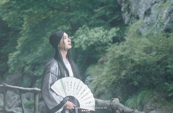 清明节什么时候扫墓最合适游戏画面
