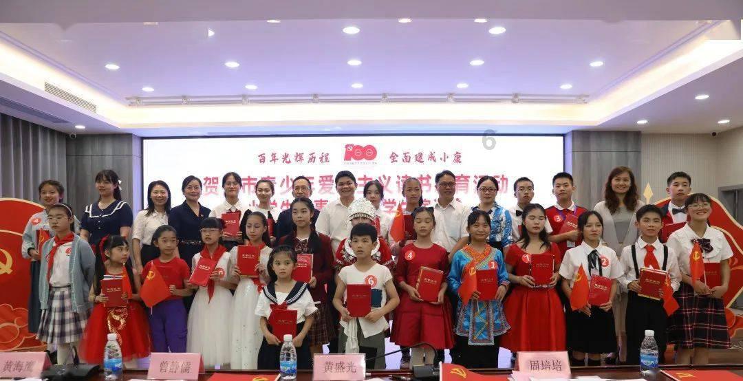 山东青岛：非遗“熏画” 快乐寒假