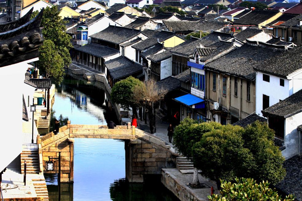 梁洛施 再出发